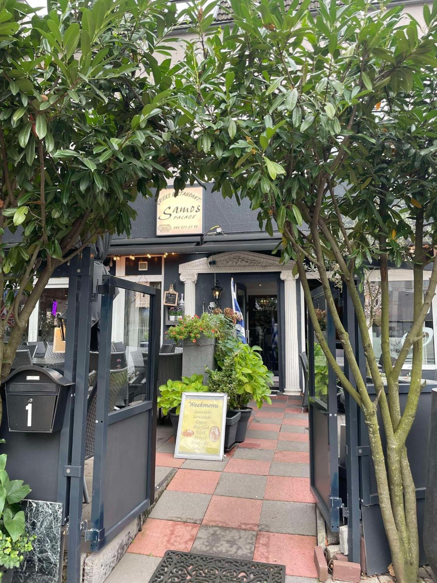 Samos Babbis Bed & Breakfast Heerlen Exterior photo